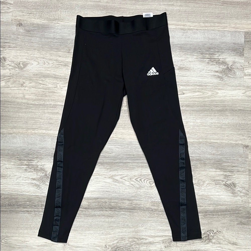 Women's Adidas Black Aeroready Leggings with Side Pocket
